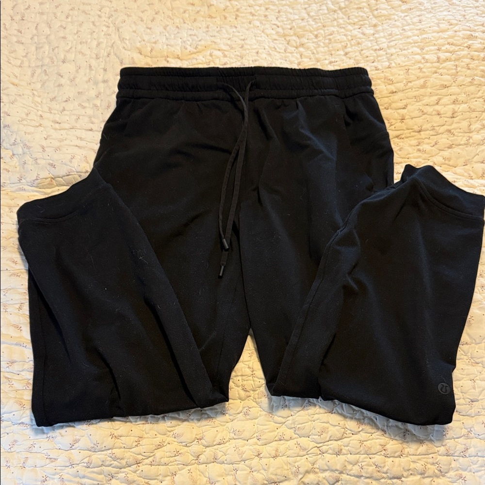 Lululemon joggers